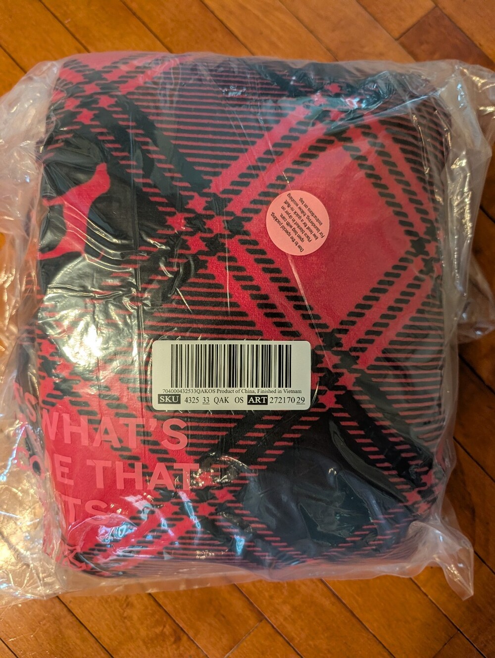 NEW PINK Victoria's Secret Black And Red Plaid Cozy Blanket Dog 50" X 60"